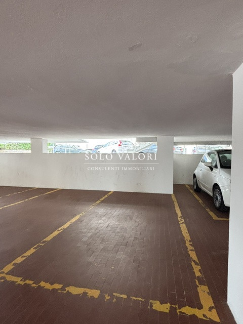 ESCLUSIVO APPARTAMENTO VISTA MARE COMPLETAMENTE RISTRUTTURATO A DUE PASSI DA PIAZZA MAZZINI

Se s...