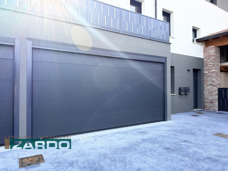 Rif: A-335 (per info 350 5383983 | Giacomo)

ULTIMA UNITÀ DISPONIBILE – In un piccolo ed esclusiv...