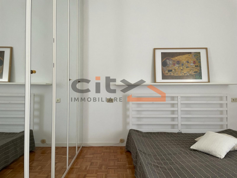 In tranquilla zona residenziale comoda ai principali servizi, proponiamo in locazione APPARTAMENT...