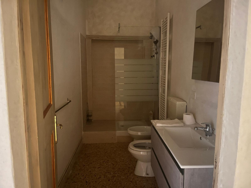 UBICAZIONE E CONTESTO
Nel comune di Camisano Vicentino, in una posizione tranquilla e riservata, ...