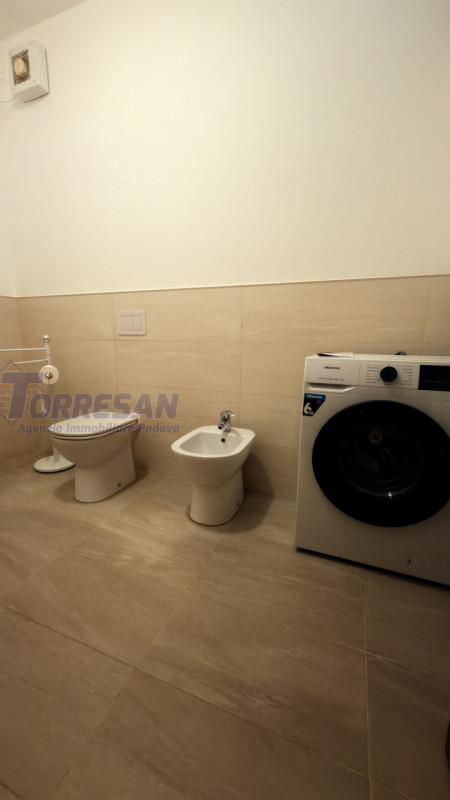 ARCELLA SAN CARLO APPARTAMENTO CON 3 POSTI LETTO PER STUDENTI, RISTRUTTURATO CON MOBILI NUOVI.

D...
