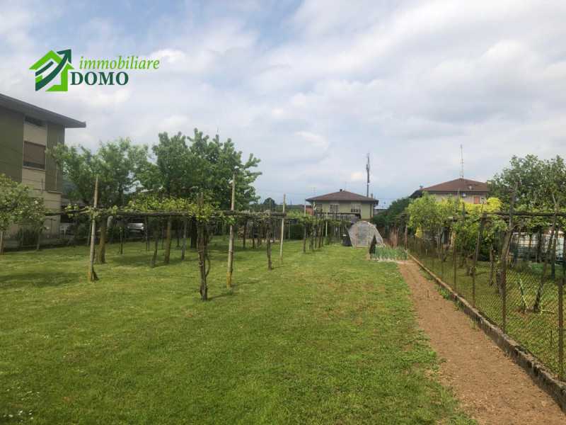 San Tomio di Malo; Terreno edificabile residenziale €65.000
info 0445824740 

Proponiamo in vendi...