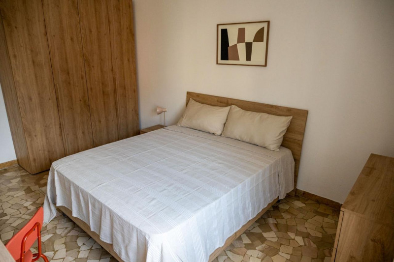TRICAMERE CON TERRAZZA ABITABILE E GARAGE A SAN BORTOLO. EURO 179.000 ARREDATO. CODICE 4615. LE V...