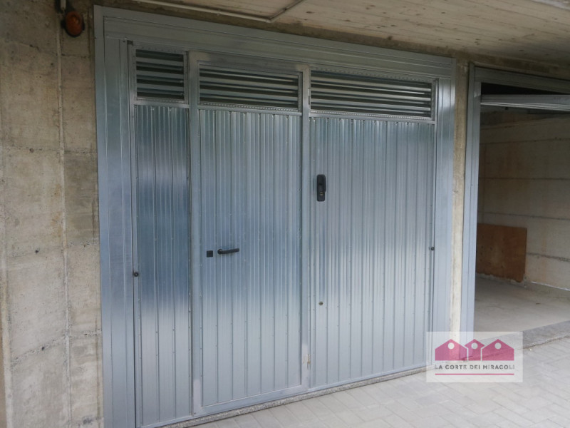 VICENZA: GARAGE IN VENDITA – ZONA VIALE MILANO – RIF. VGAR12 – RICHIESTA EURO 27.000

In zona Via...