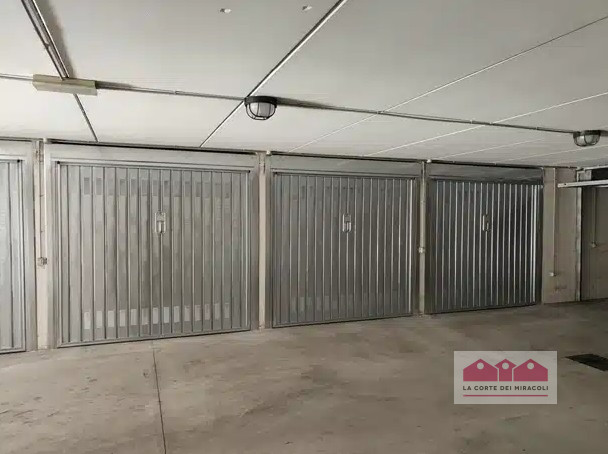VICENZA: GARAGE IN VENDITA – ZONA VIALE MILANO – RIF. VGAR12 – RICHIESTA EURO 27.000

In zona Via...