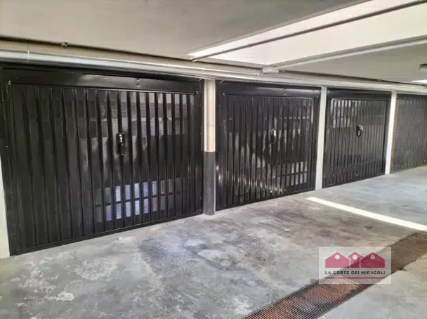 VICENZA: GARAGE IN VENDITA – ZONA VIALE MILANO – RIF. VGAR12 – RICHIESTA EURO 27.000

In zona Via...