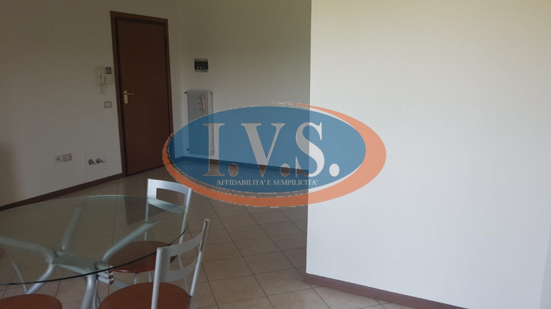 CERVARESE SANTA CROCE (PD) proponiamo MINI APPARTAMENTO completamente arredato che si sviluppa in...