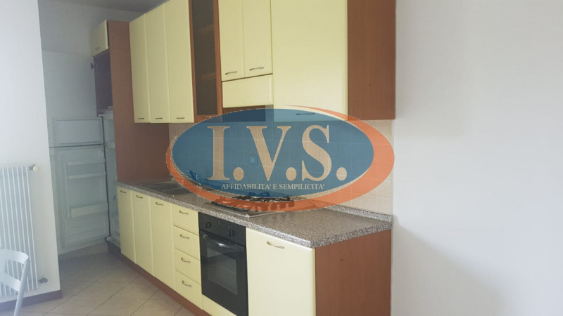 CERVARESE SANTA CROCE (PD) proponiamo MINI APPARTAMENTO completamente arredato che si sviluppa in...
