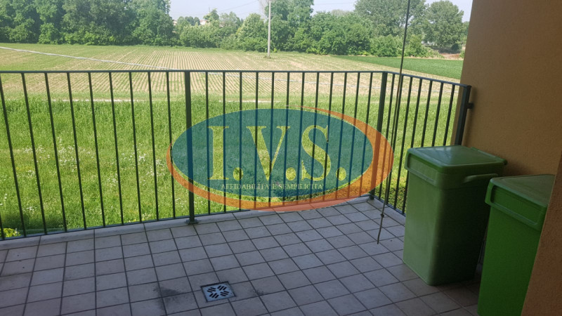 CERVARESE SANTA CROCE (PD) proponiamo MINI APPARTAMENTO completamente arredato che si sviluppa in...
