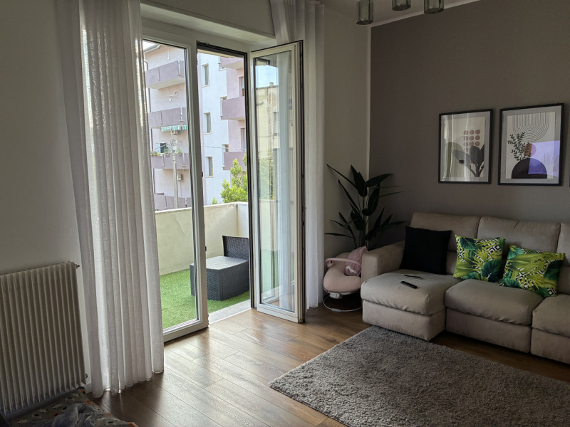 Vicenza, interno Corso Padova, proponiamo in vendita ampio mini appartamento al primo piano così ...