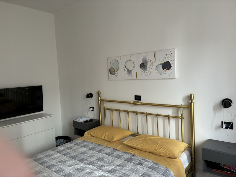 Vicenza, interno Corso Padova, proponiamo in vendita ampio mini appartamento al primo piano così ...