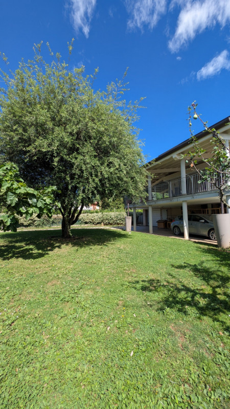 TORREBELVICINO – casa singola su lotto di 780 mq. € 549.000,00

Trattativa Unica Immobiliare, via...