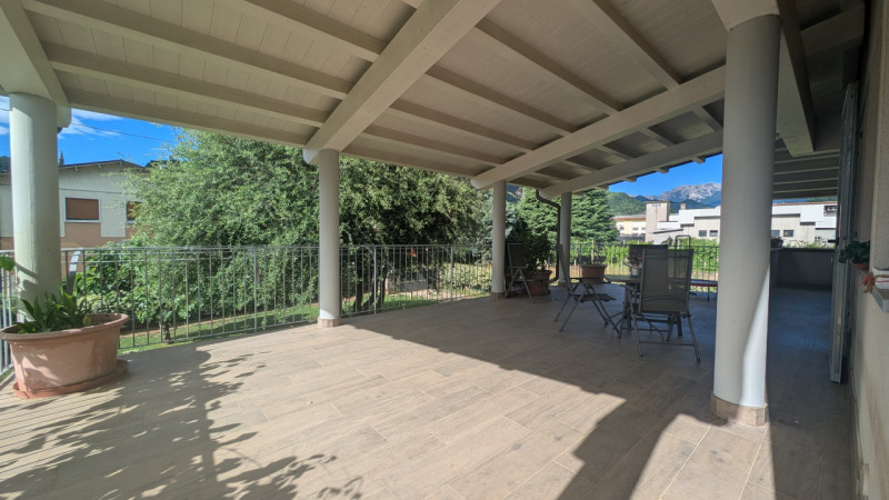 TORREBELVICINO – casa singola su lotto di 780 mq. € 549.000,00

Trattativa Unica Immobiliare, via...