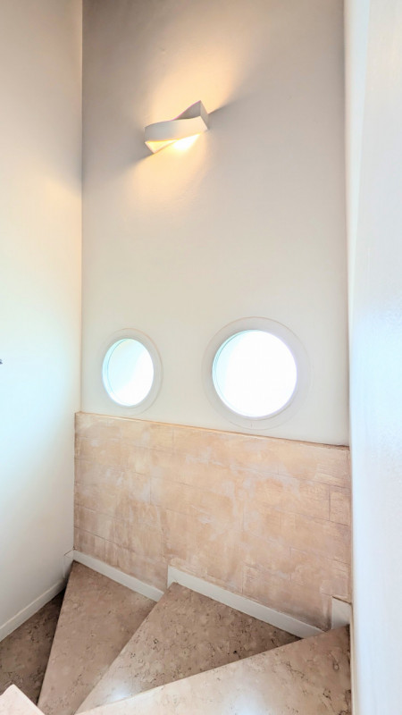 TORREBELVICINO – casa singola su lotto di 780 mq. € 549.000,00

Trattativa Unica Immobiliare, via...
