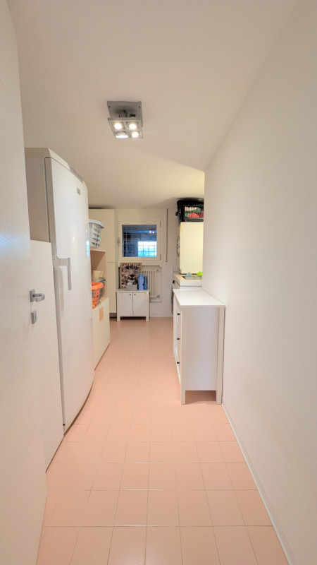 TORREBELVICINO – casa singola su lotto di 780 mq. € 549.000,00

Trattativa Unica Immobiliare, via...