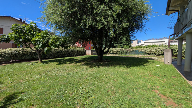 TORREBELVICINO – casa singola su lotto di 780 mq. € 549.000,00

Trattativa Unica Immobiliare, via...