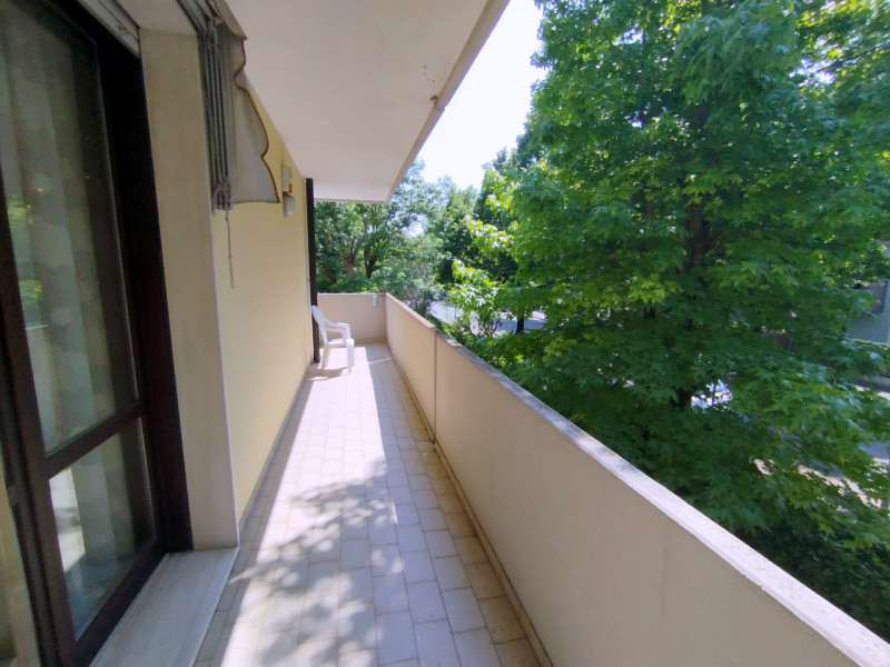 ELEGANTE APPARTAMENTO 3 CAMERE ARREDATO AD ABANO TERME €.320.000-rif.CL547


Nella splendida e ri...
