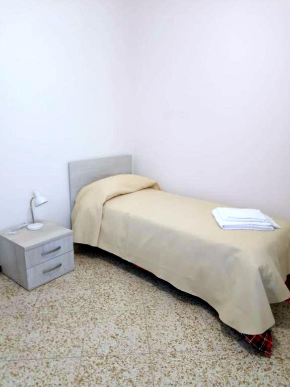 ELEGANTE APPARTAMENTO 3 CAMERE ARREDATO AD ABANO TERME €.320.000-rif.CL547


Nella splendida e ri...