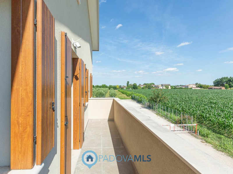 Immobile in esclusiva al Gruppo Padova MLS

ALBIGNASEGO (PD) - Nella tranquilla zona di San Giaco...