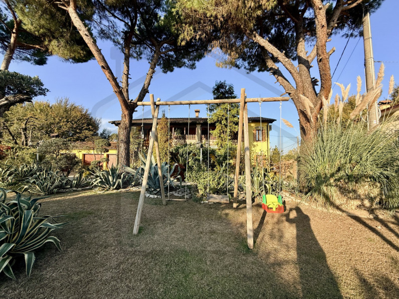 MONTEGROTTO TERME - Splendida porzione di bifamiliare in orizzontale al primo piano, situata nell...