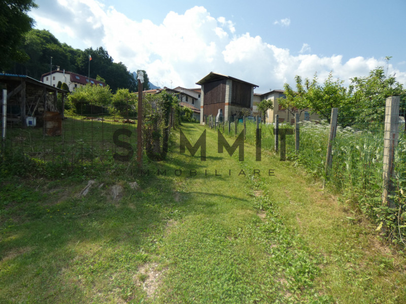 VALLI DEL PASUBIO-STARO:  TERRENO AGRICOLO di 1.150 MQ COMPLETAMENTE PIANEGGIANTE.  EURO 5.000 Pe...