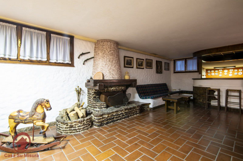 CADONEGHE rif. A180: Casa su misura ha il piacere di proporvi casa singola a Cadoneghe storica, i...