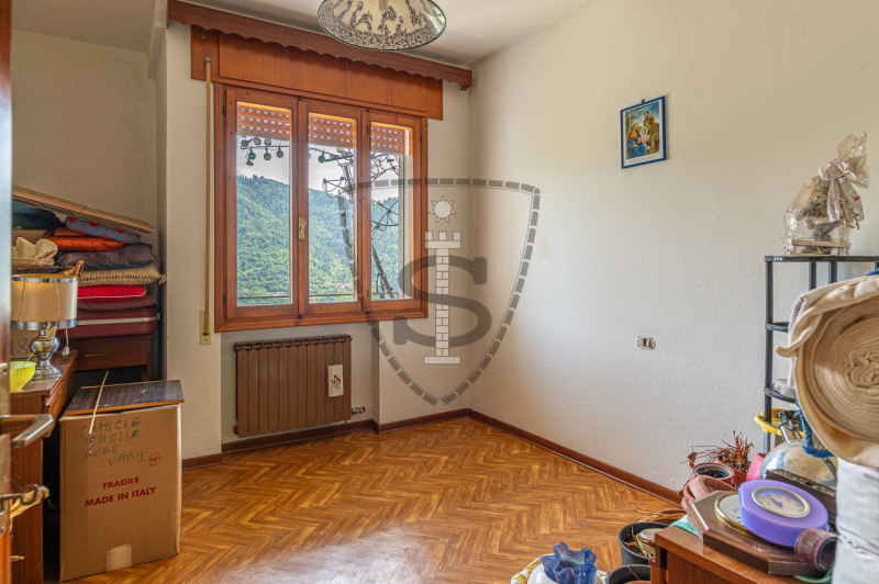 Ad Enego, all'interno di un contesto tranquillo e circondato dal verde, proponiamo in vendita un ...
