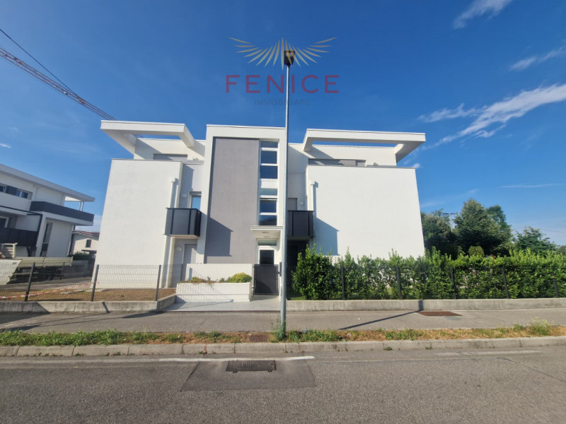 Esistono proprietà che non hanno bisogno di presentazioni, ma solo di essere vissute. Nel prestig...
