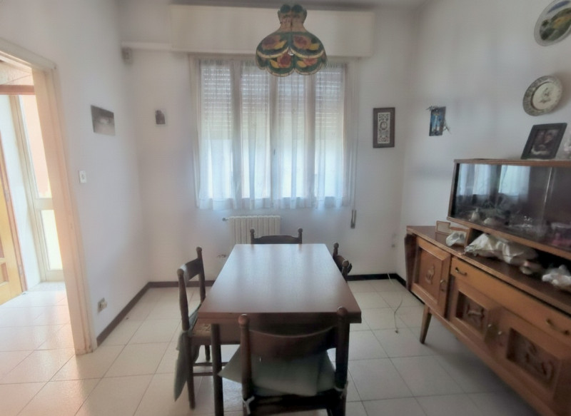 CASA SINGOLA A SACRA FAMIGLIA €.375.000 - rif.LM375

Scopri casa singola degli anni '50 situata n...