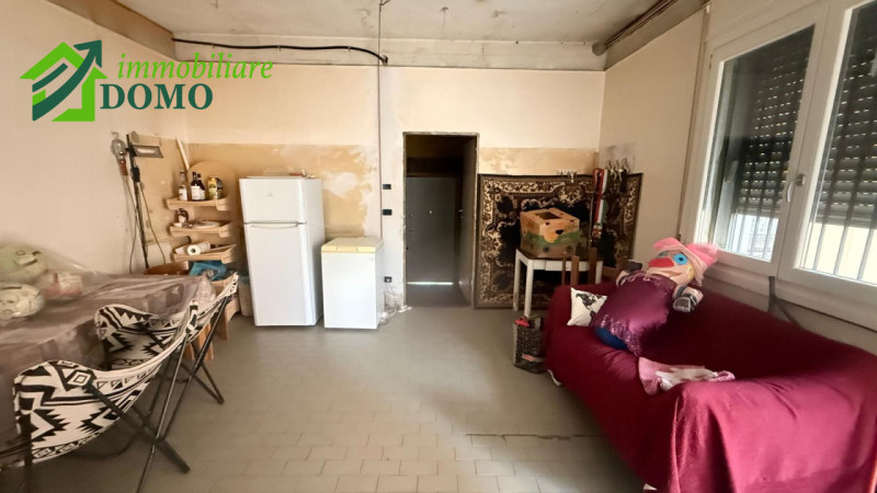 Piovene Rocchette: negozio al piano terra €60.000 info 0445824740

BUONI MOTIVI PER ACQUISTARE QU...