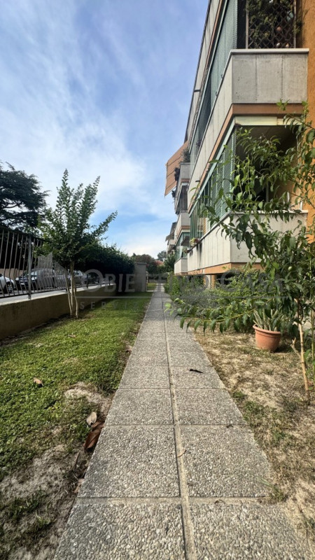 Rif. “PD187”
Padova – Q.RE PONTEVIGODARZERE

In posizione tranquilla e ben servita, all'interno d...