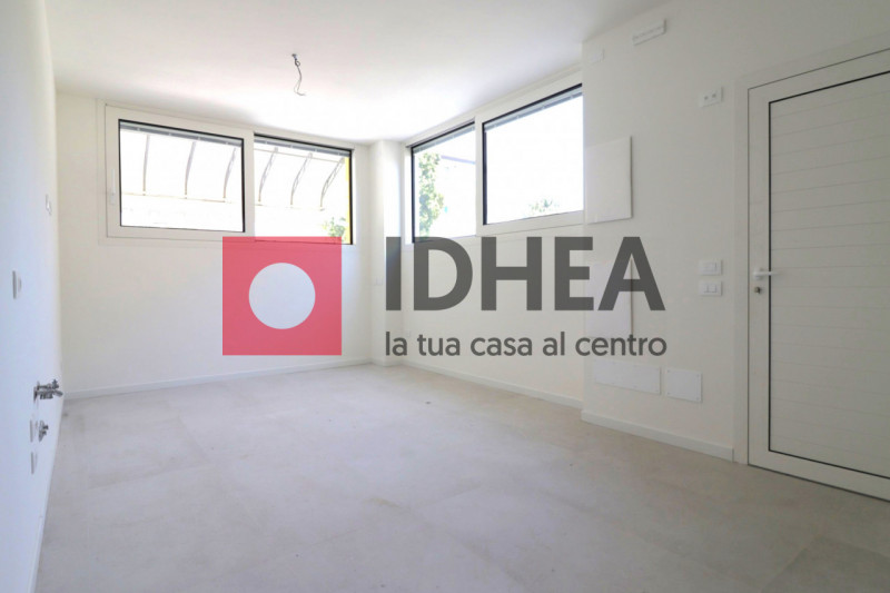 CAORLE- SPIAGGIA PONENTE
RIF:"FRCA1"

Proponiamo in vendita appartamento MINI completamente ristr...