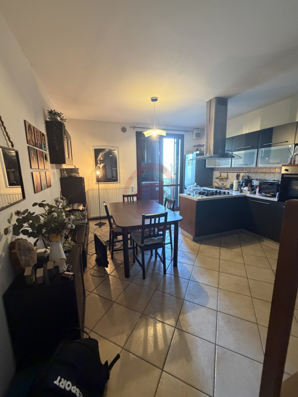 VIGONZA - PERAROLO rif A77: In zona residenziale comoda ai principali servizi, Casa su Misura ha ...