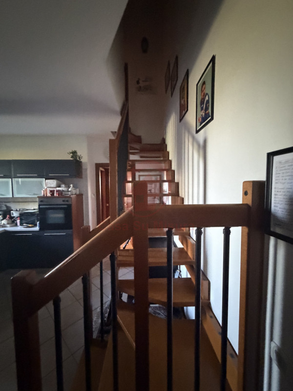VIGONZA - PERAROLO rif A77: In zona residenziale comoda ai principali servizi, Casa su Misura ha ...
