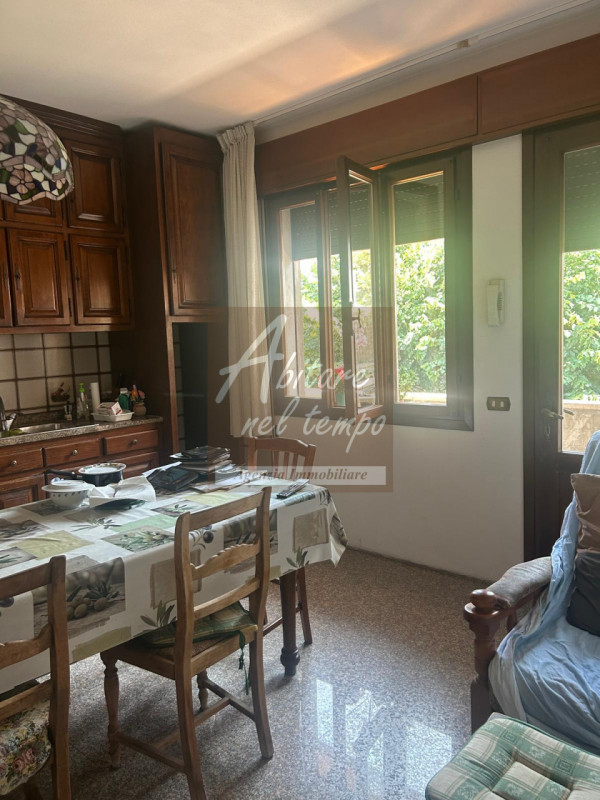 CAMPAGNATI DI TEZZE SUL BRENTA (VI)

In posizione strategica e centralissima a Campagnari di Tezz...