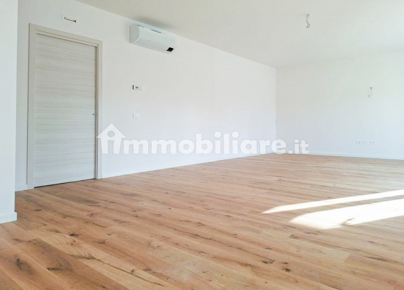 ALBIGNASEGO - SAN GIACOMO - MR150E
BIFAMILIARE  - AMPIO SOGGIORNO - 4 CAMERE DA LETTO -  CL. "A4"...
