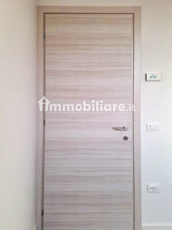 ALBIGNASEGO - SAN GIACOMO - MR150E
BIFAMILIARE  - AMPIO SOGGIORNO - 4 CAMERE DA LETTO -  CL. "A4"...