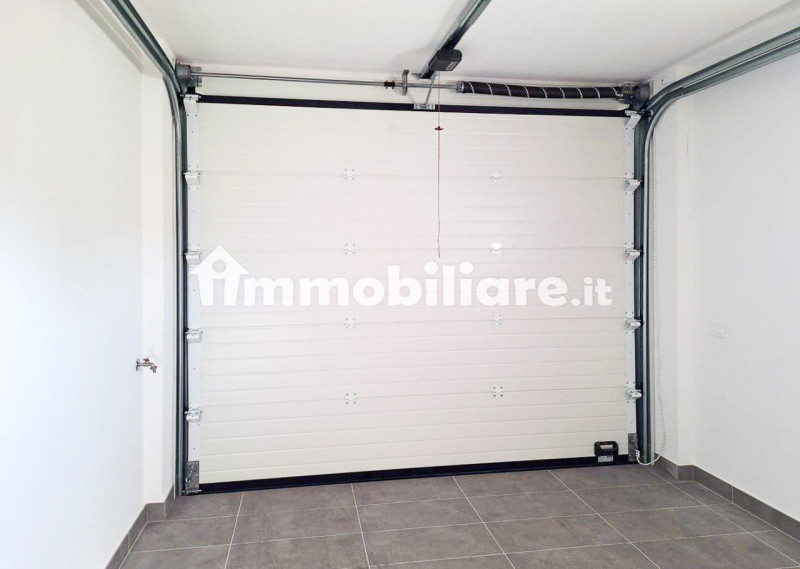 ALBIGNASEGO - SAN GIACOMO - MR150E
BIFAMILIARE  - AMPIO SOGGIORNO - 4 CAMERE DA LETTO -  CL. "A4"...