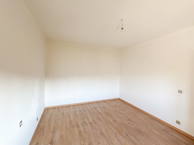 (Per INFO Vittorio 3517343301) Proponiamo in vendita una casa singola situata nel cuore di Trebas...