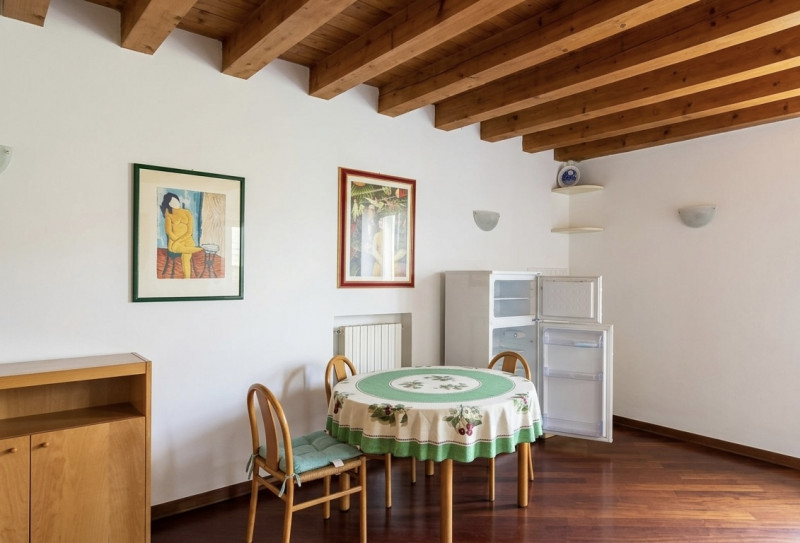 (Per INFO Monica 3482688677) Nel cuore di Padova, nella prestigiosa zona di Santa Croce e nelle i...
