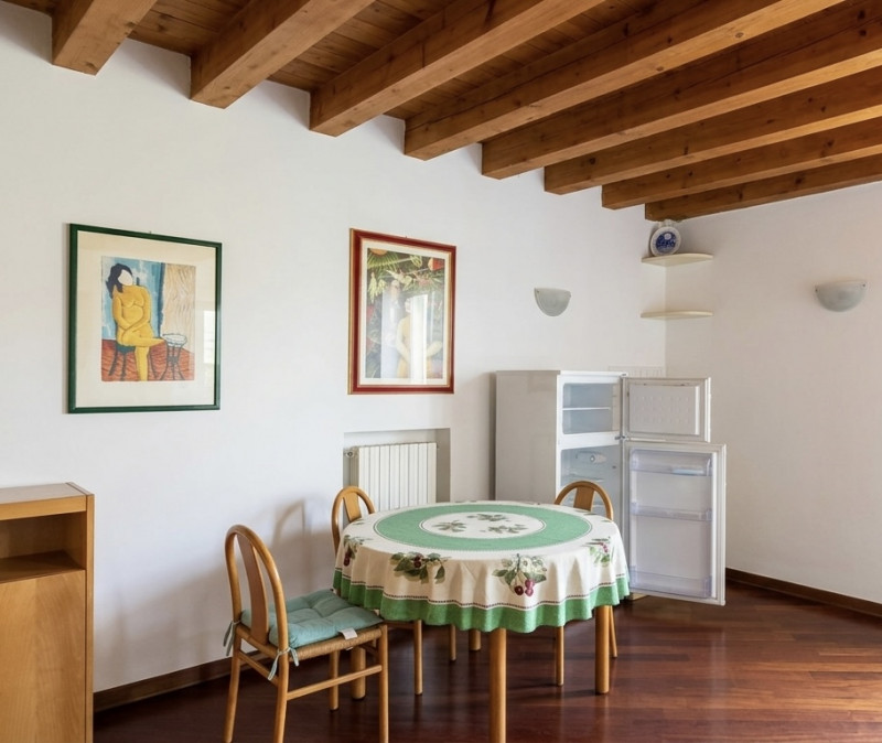 (Per INFO Monica 3482688677) Nel cuore di Padova, nella prestigiosa zona di Santa Croce e nelle i...