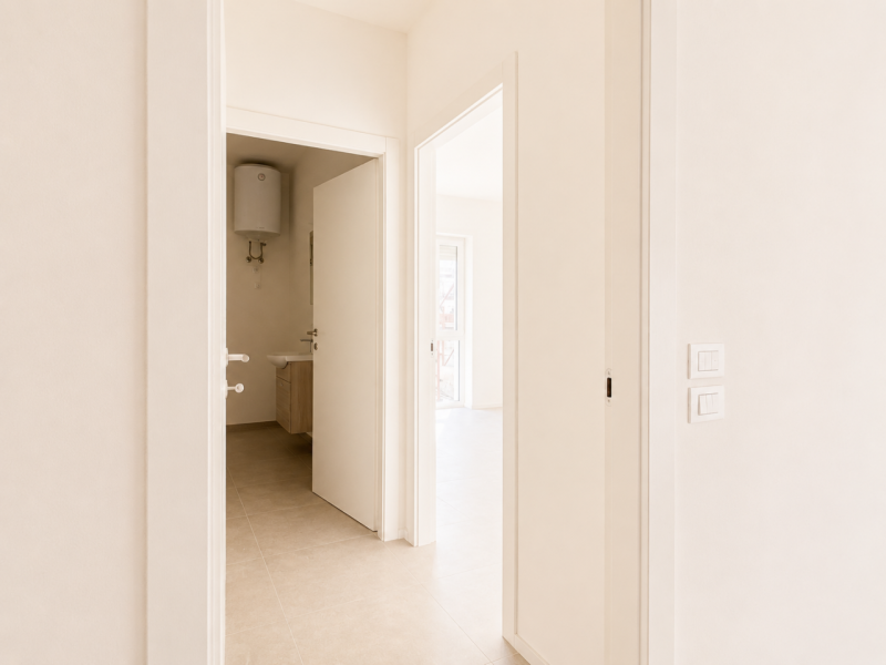 In zona residenziale centrale vicinissima all'università e al centro storico, proponiamo la vendi...