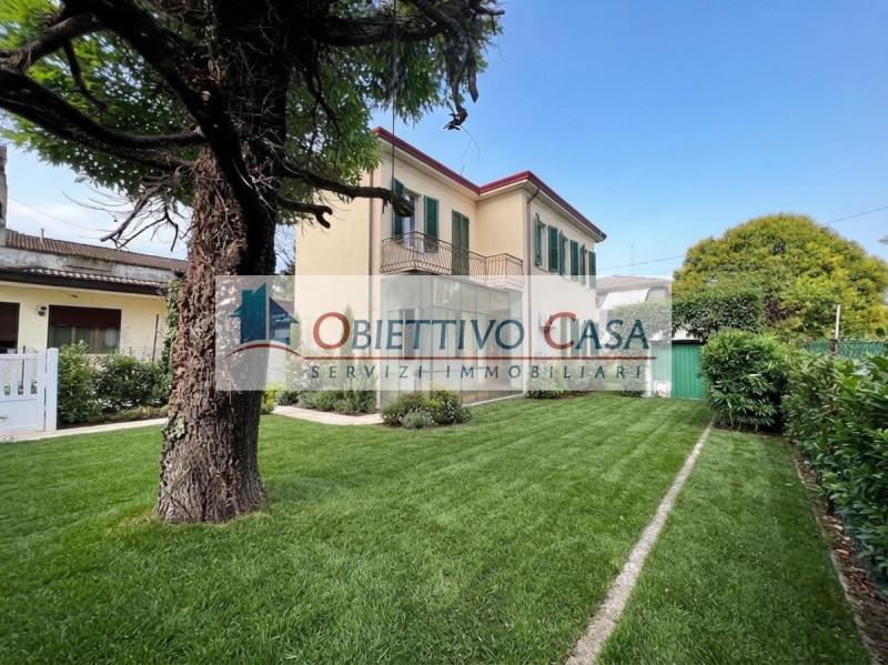 Rif. PD279 - Questa è una rarità nel panorama immobiliare di Padova, precisamente nel richiestiss...