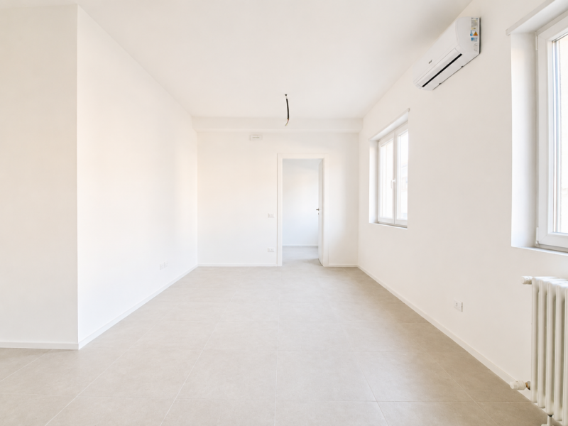 In zona residenziale centrale vicinissima all'università e al centro storico, proponiamo la vendi...