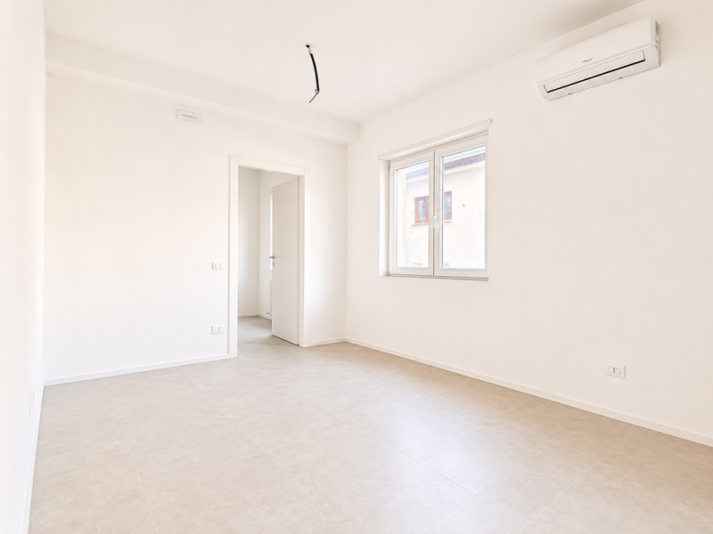 In zona residenziale centrale vicinissima all'università e al centro storico, proponiamo la vendi...