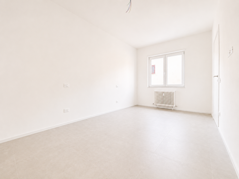 In zona residenziale centrale vicinissima all'università e al centro storico, proponiamo la vendi...