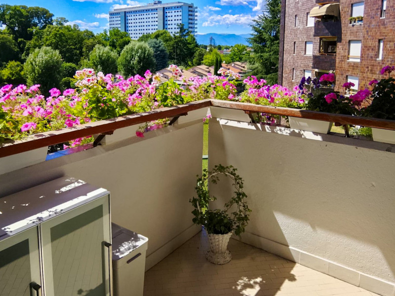 (Per INFO Vittorio 3517343301) Proponiamo in vendita un appartamento spazioso e luminoso inserito...