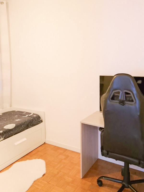 (Per INFO Vittorio 3517343301) Proponiamo in vendita un appartamento spazioso e luminoso inserito...