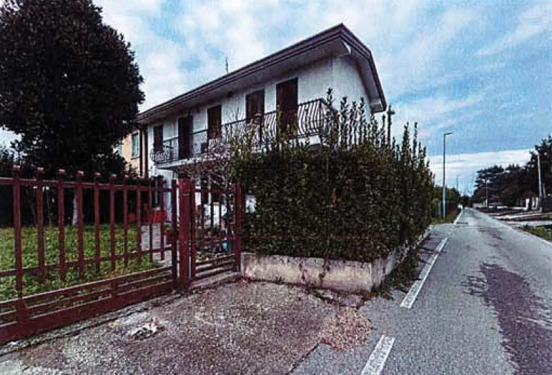 - ASTA IMMOBILIARE - NOVENTA PADOVANA, via Sabbioni, Unità immobiliare ad uso residenziale, costi...