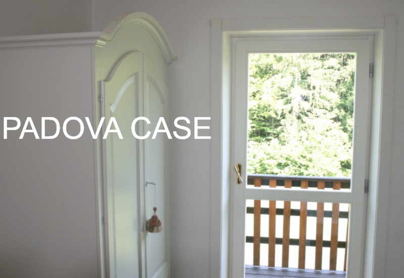 Scopri la tua oasi di tranquillità nella splendida villa situata a mezzaselva di Folgaria, un ver...
